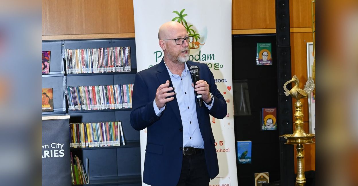 Brad Bunting, Mayor of Blacktown City Council speaks at the launch of the Malayalam section at the library. Photo: Special Arrangement